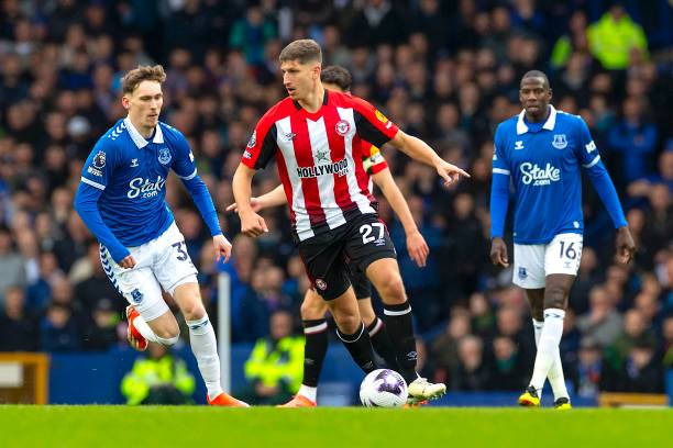 情联系愈加 情联系愈加