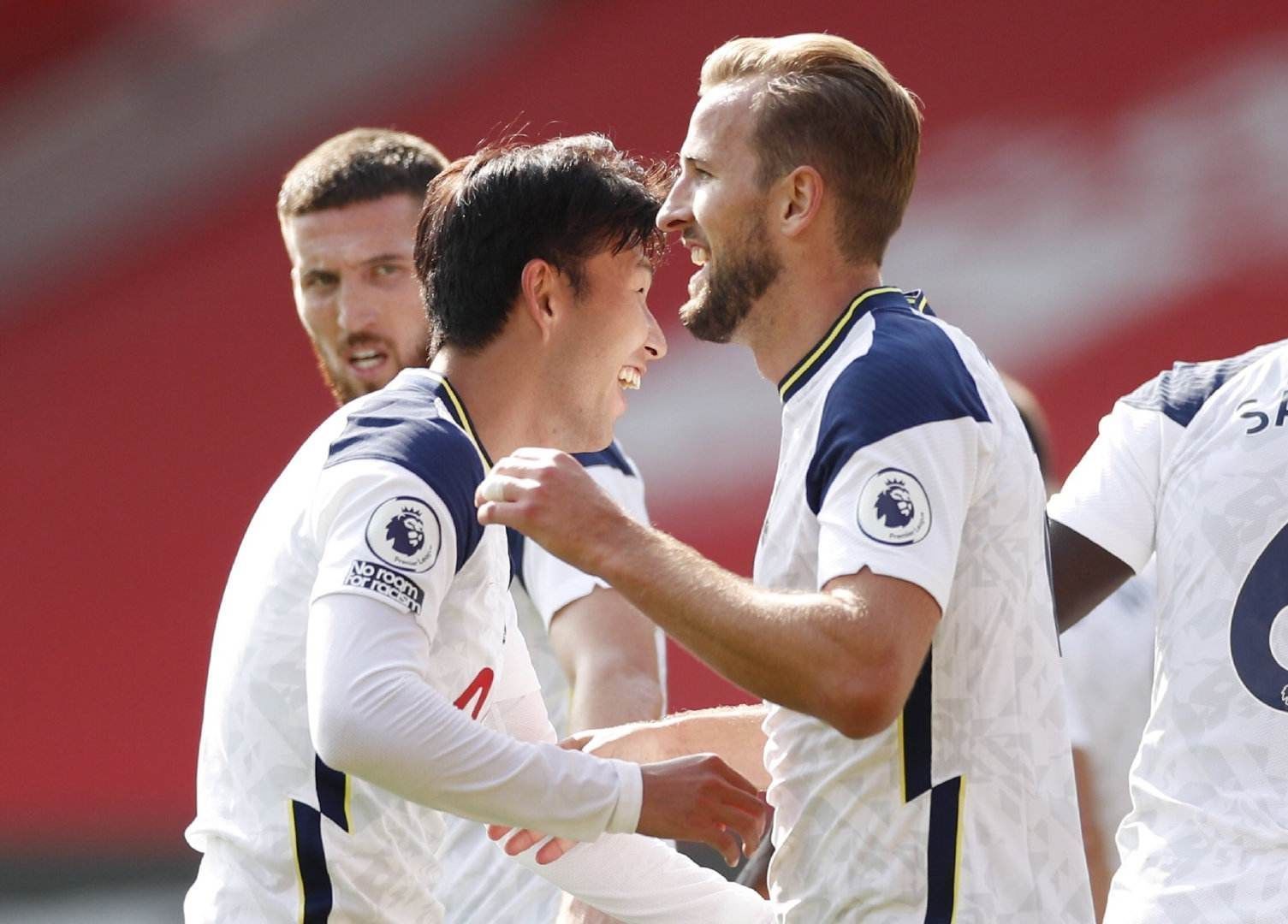 发展年轻球 发展年轻球