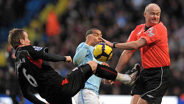 球员对裁判 球员对裁判