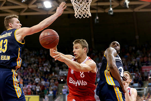 突出表现 突出表现